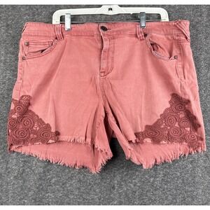 Celebrity Pink Shorts 20 Plus Bossa Nova Pink Crochet Lace Trim Raw Hem Boho